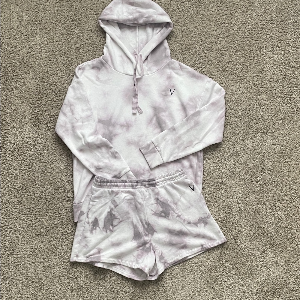 Victoria's Secret Light Purple and White Lounge Set